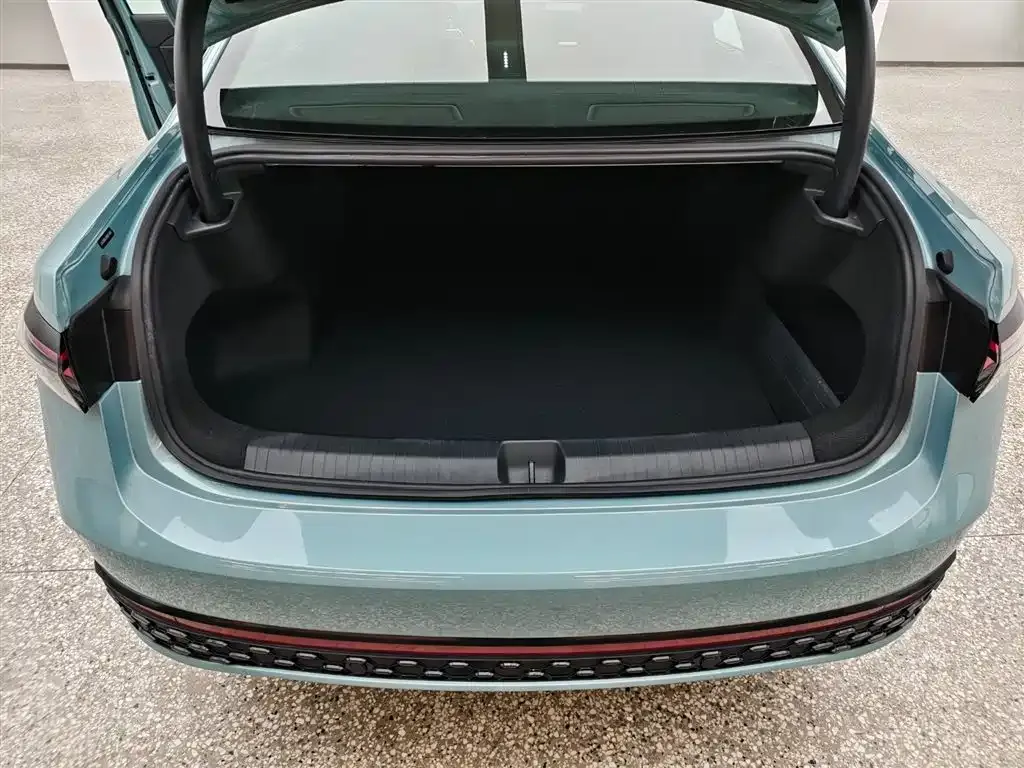 Volkswagen Passat — фото 6
