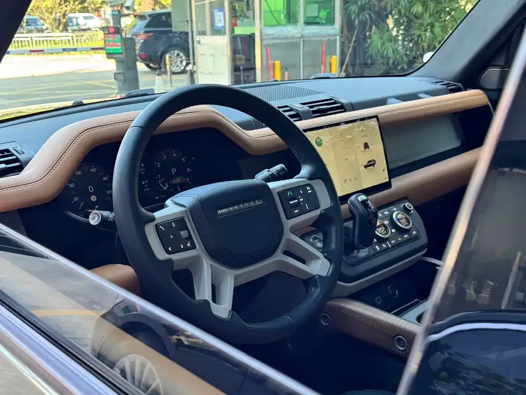 Land Rover Defender 2023 из CN, фото 4