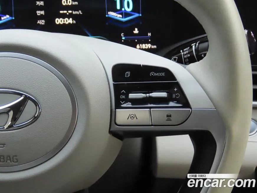 Hyundai AVANTE — фото 10
