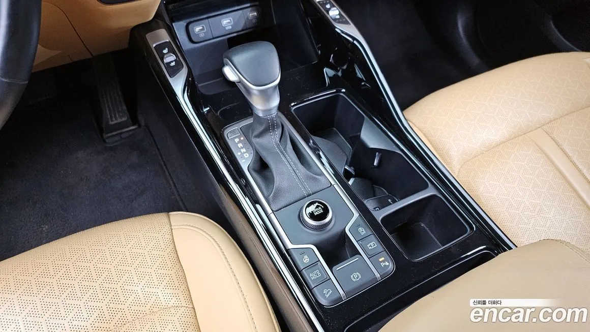 Kia Sorento — фото 9