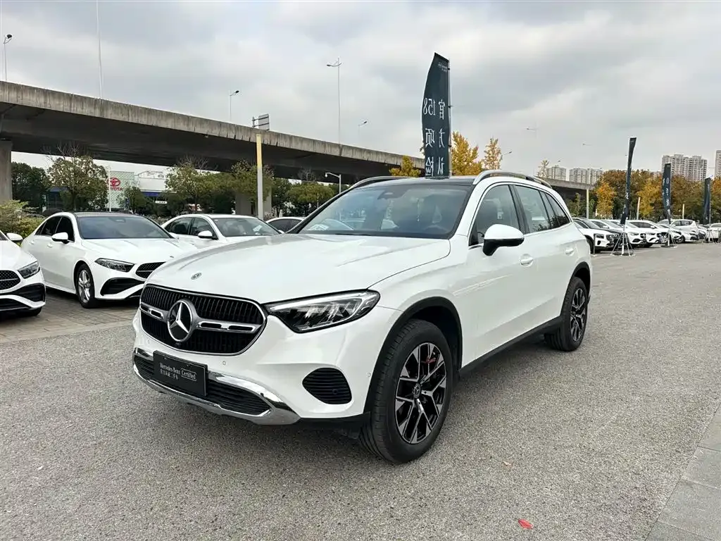 Mercedes-Benz GLC 2024 из CN, фото 1