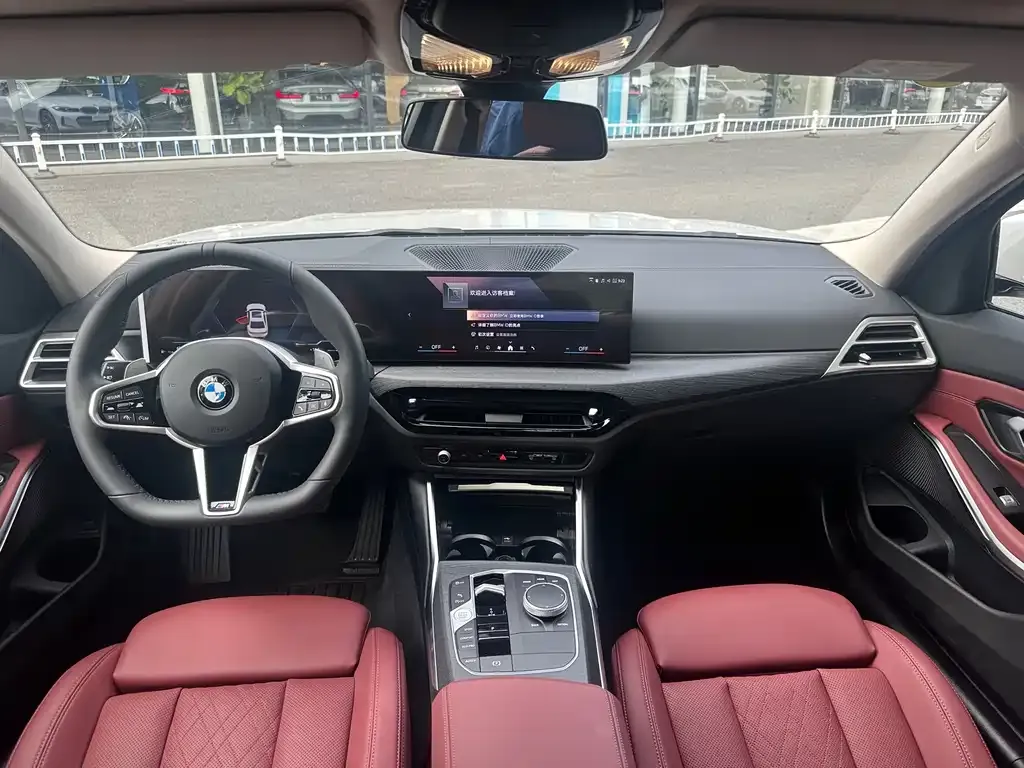 BMW 3 Series 2025 из CN, фото 4