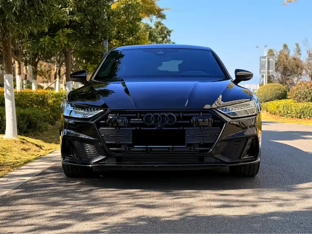 Audi A7L 2023 из CN, фото 2