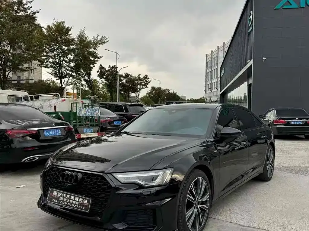 Audi A6L 2022 из CN, фото 2