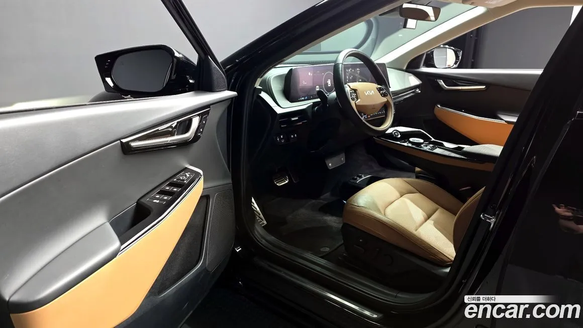 Kia EV6 2023 из KR, фото 10