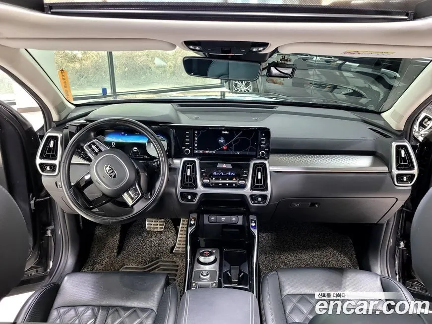 Kia Sorento — фото 7