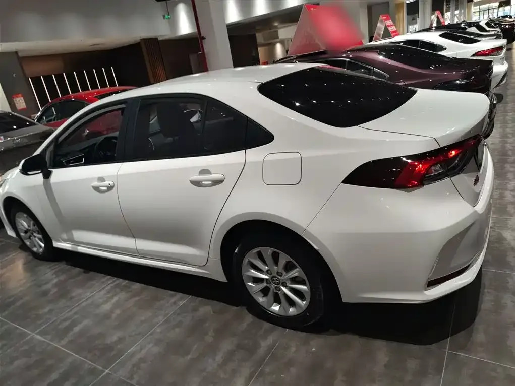 Toyota Corolla 2021 из CN, фото 5