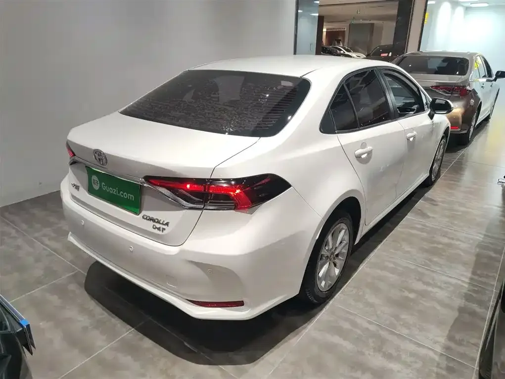 Toyota Corolla 2021 из CN, фото 7