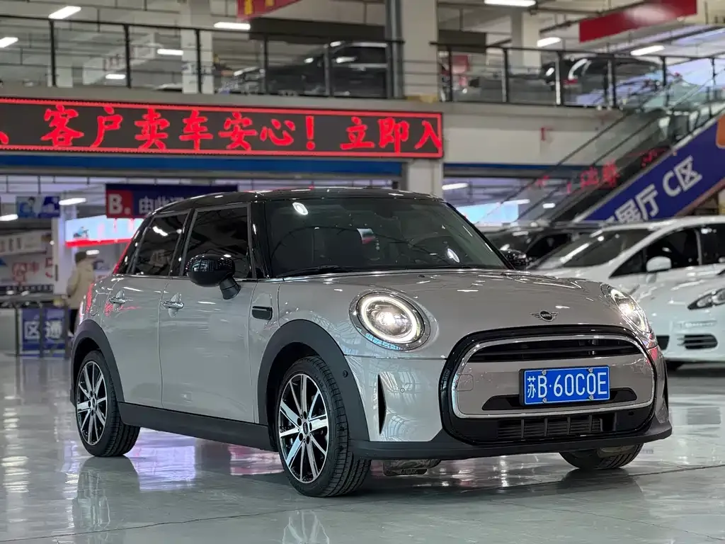 MINI Cooper (3-door) 2024 из CN, фото 3