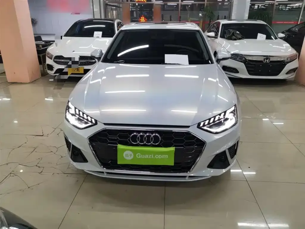 Audi A4L 2021 из CN, фото 3