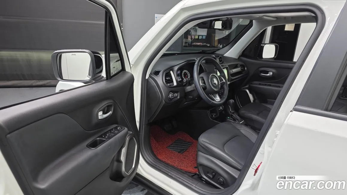 Jeep Renegade 2023 из KR, фото 10