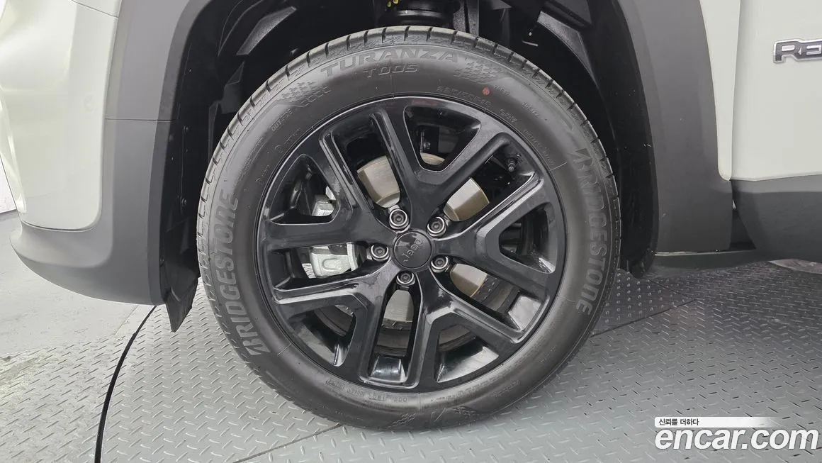 Jeep Renegade 2023 из KR, фото 5