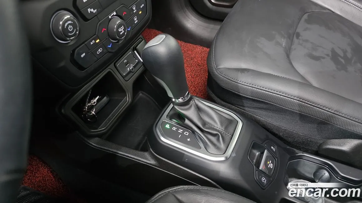 Jeep Renegade 2023 из KR, фото 9