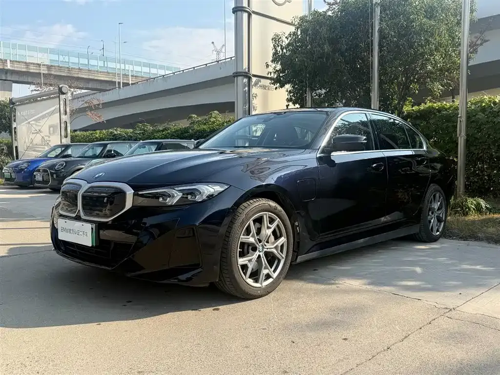 BMW i3 — фото 1