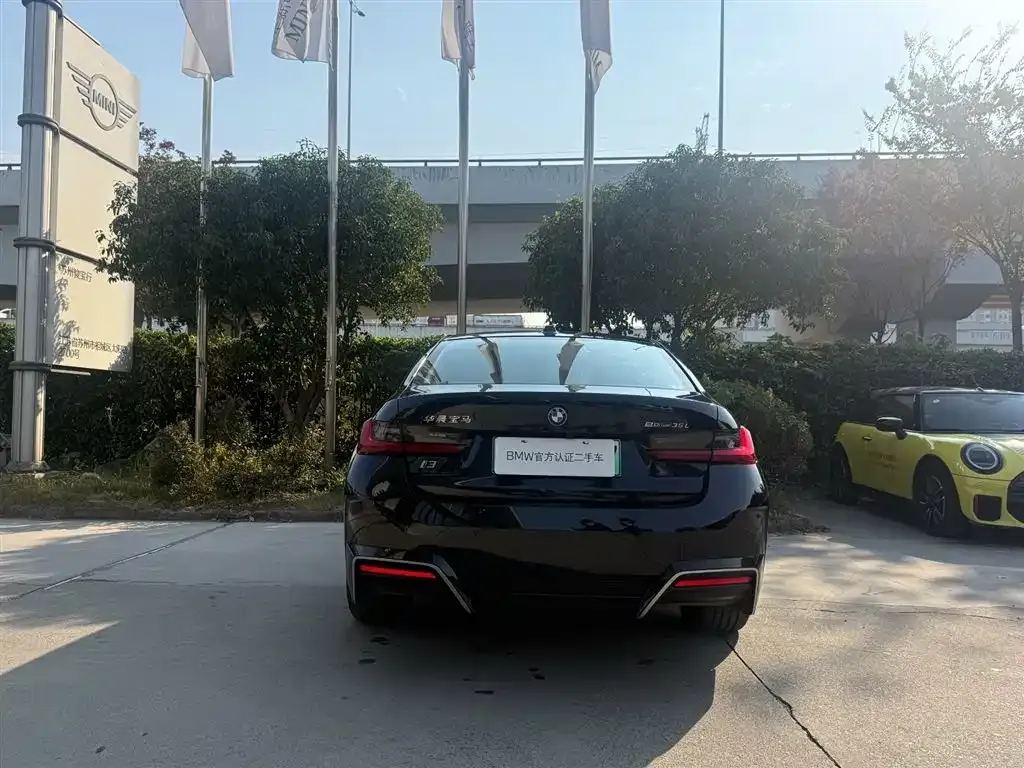 BMW i3 — фото 5