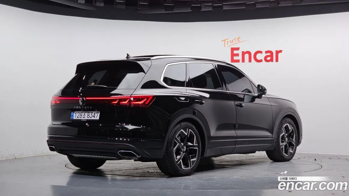 Volkswagen Touareg 2024 из KR, фото 2