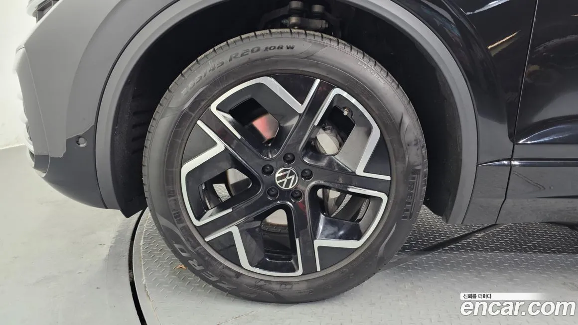Volkswagen Touareg 2024 из KR, фото 5
