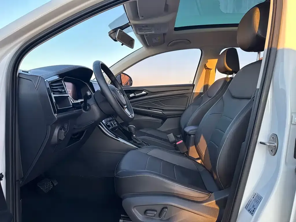 Jetta VS7 2022 из CN, фото 4