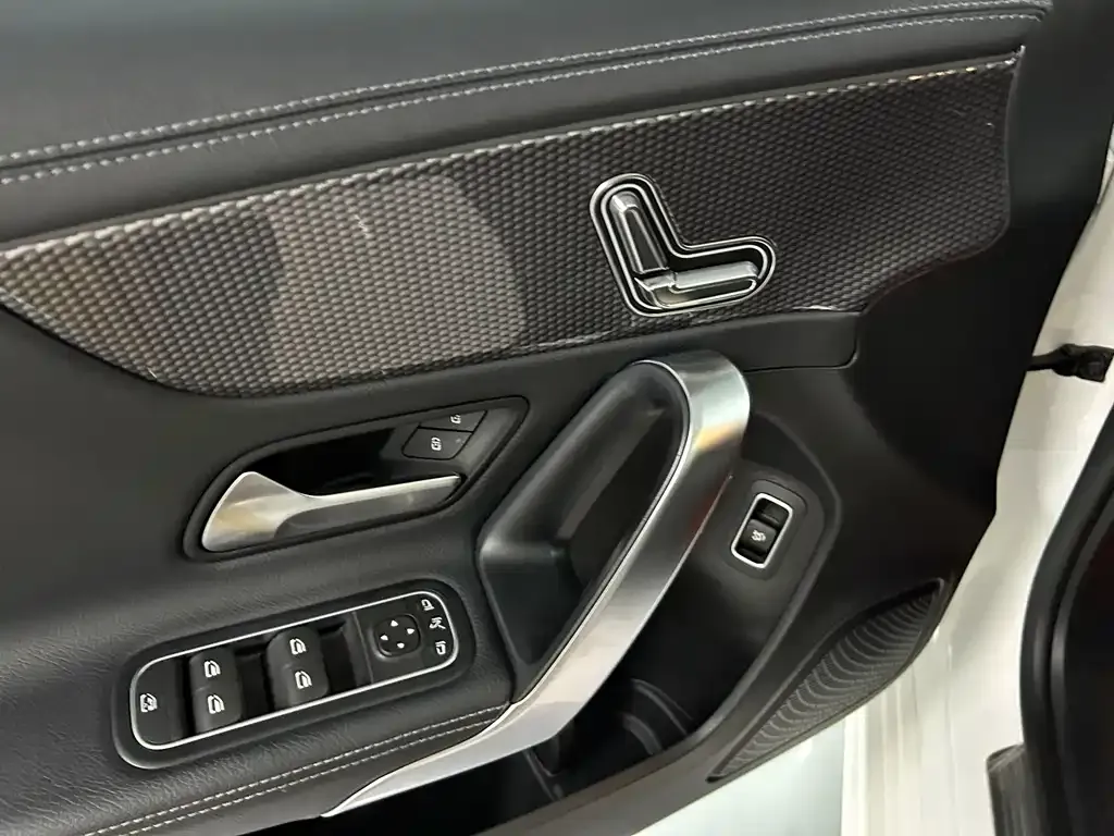 Mercedes-Benz A-Class 2022 из CN, фото 4