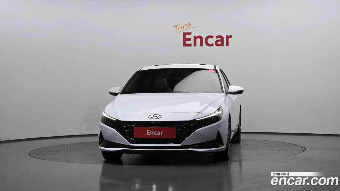 Hyundai AVANTE — фото 3