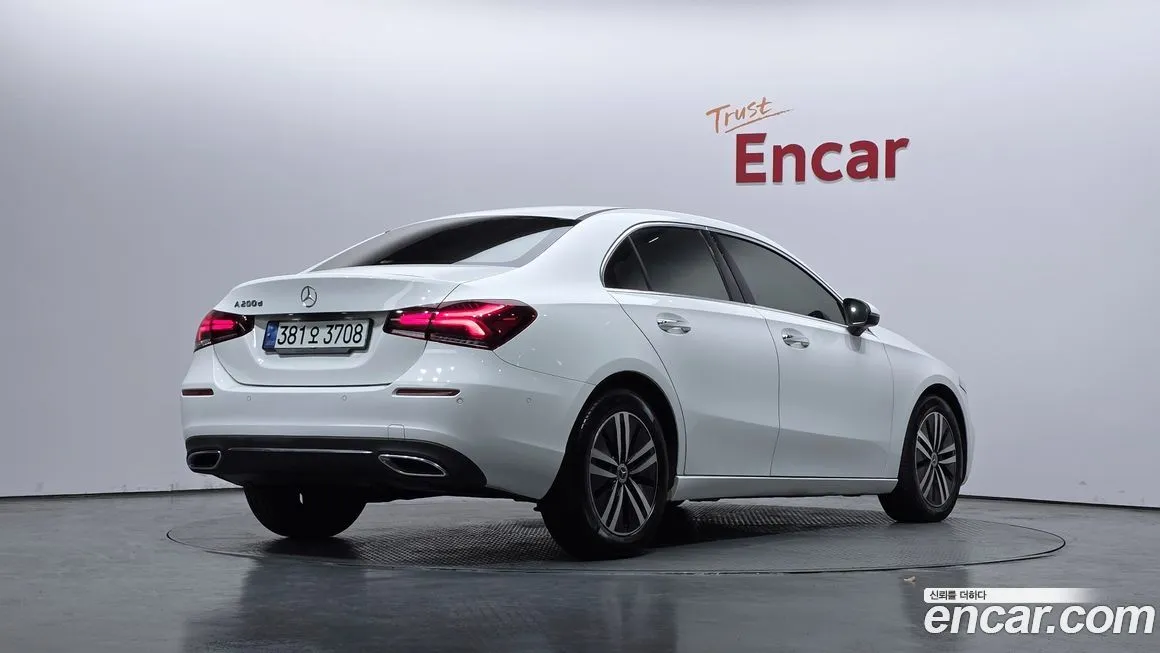 Mercedes-Benz A-Class — фото 2