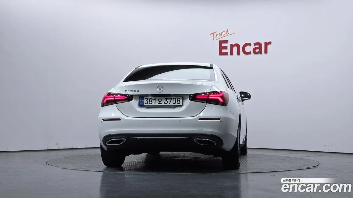 Mercedes-Benz A-Class — фото 4