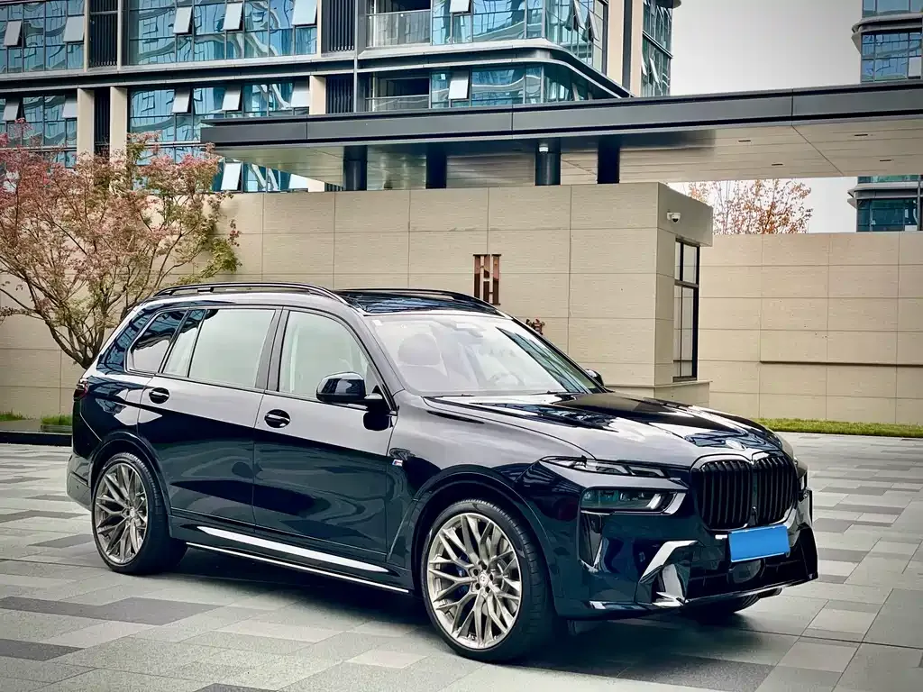 BMW X7 2023 из CN, фото 3