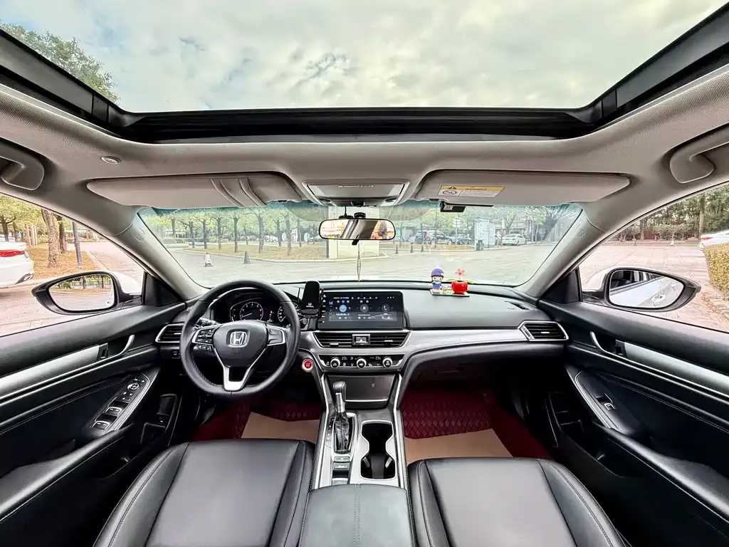 Honda Accord 2023 из CN, фото 8
