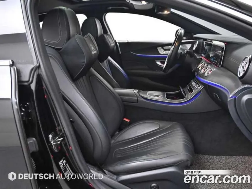 Mercedes-Benz CLS-Class — фото 10