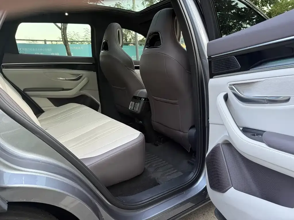 BYD PLUS New Energy 2025 из CN, фото 9