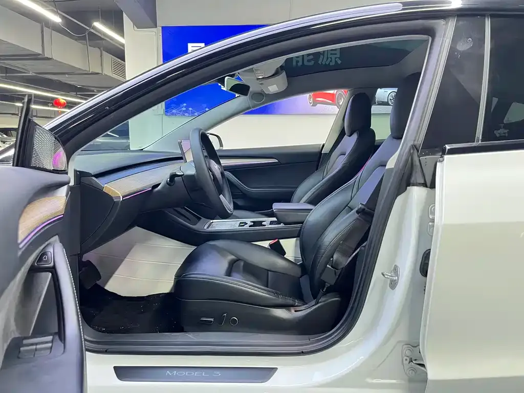 Tesla Model 3 — фото 6