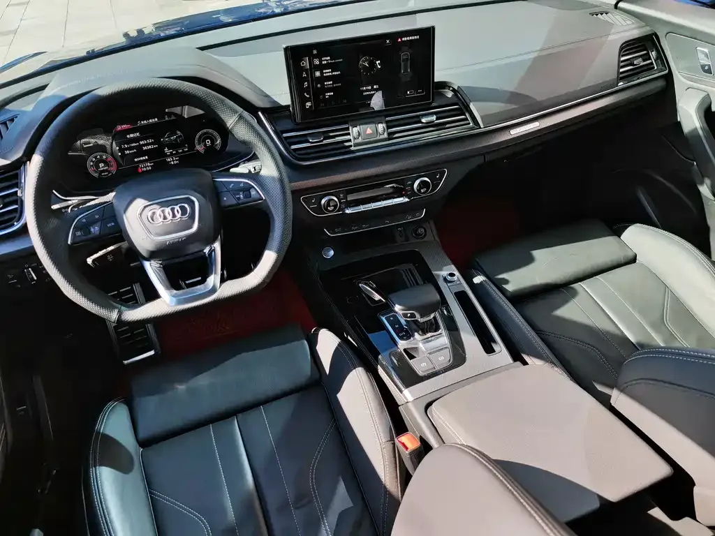 Audi Q5L 2023 из CN, фото 9