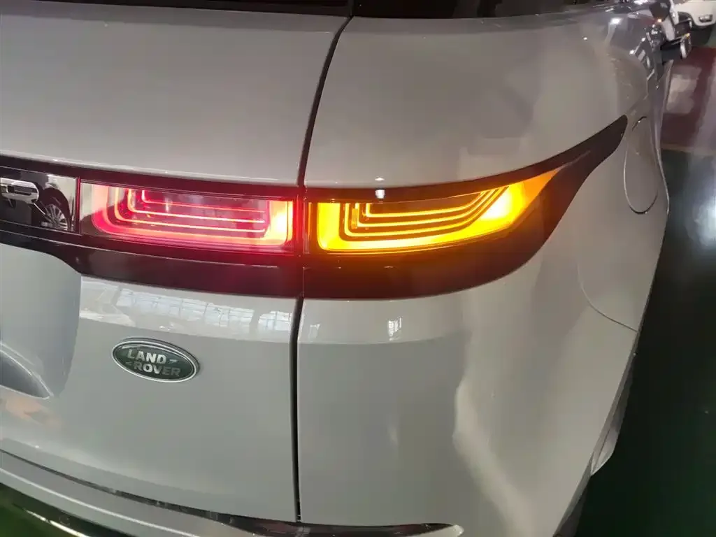 Land Rover Evoque 2024 из CN, фото 8