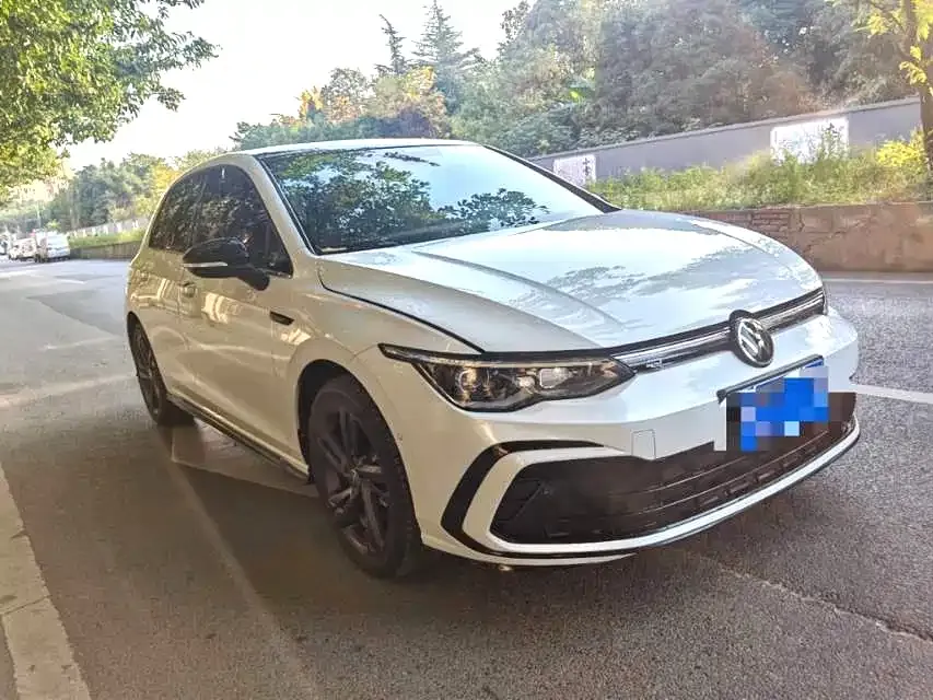 Volkswagen Golf 2022 из CN, фото 3