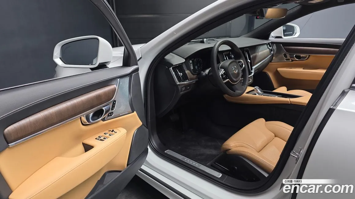 Volvo S90 — фото 10