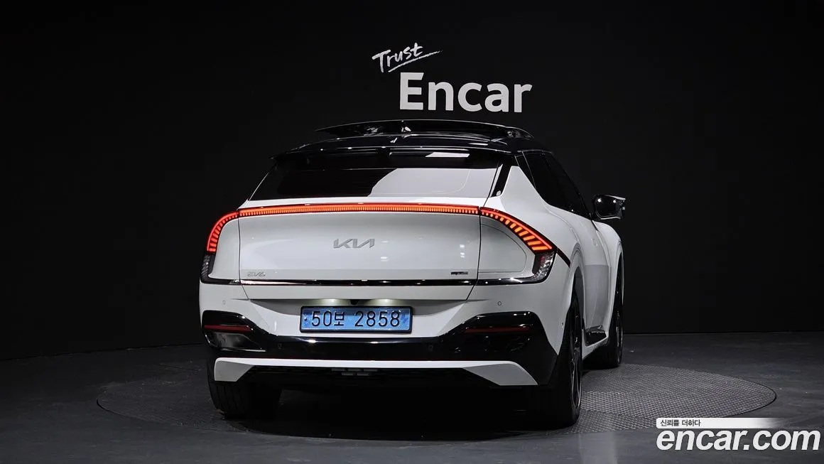 Kia EV6 — фото 4