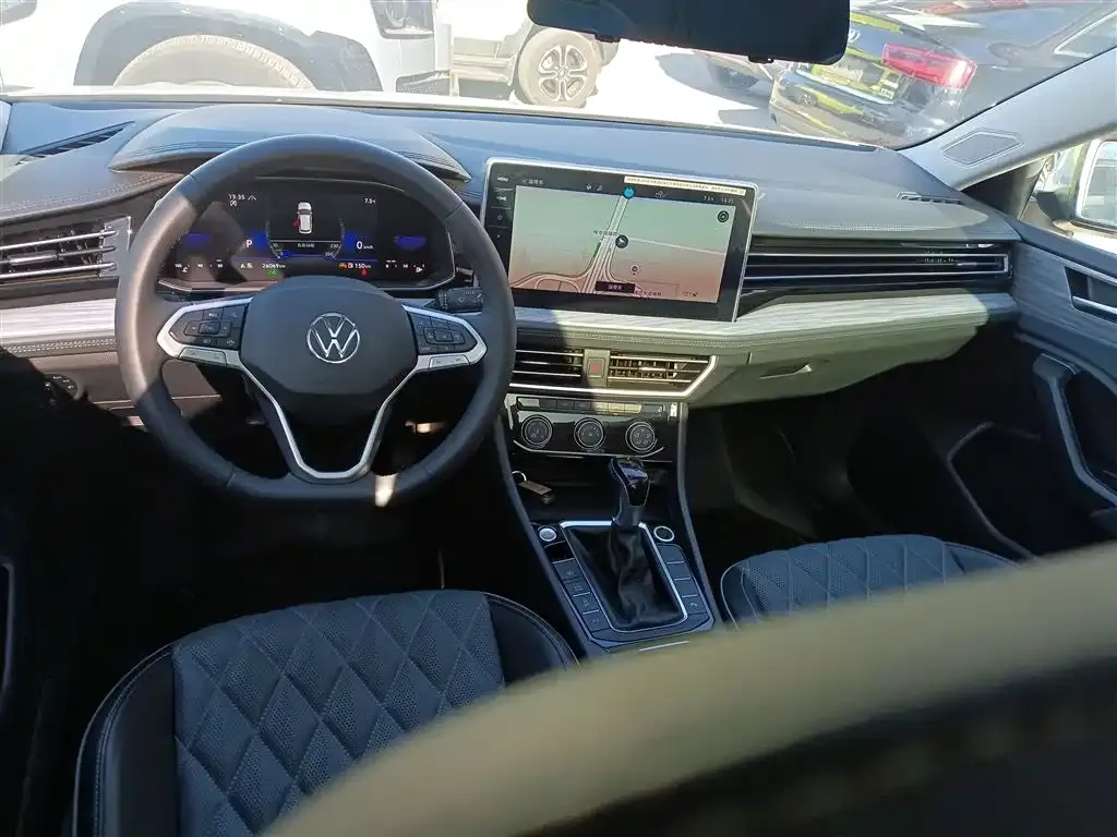 Volkswagen Sagitar 2023 из CN, фото 10