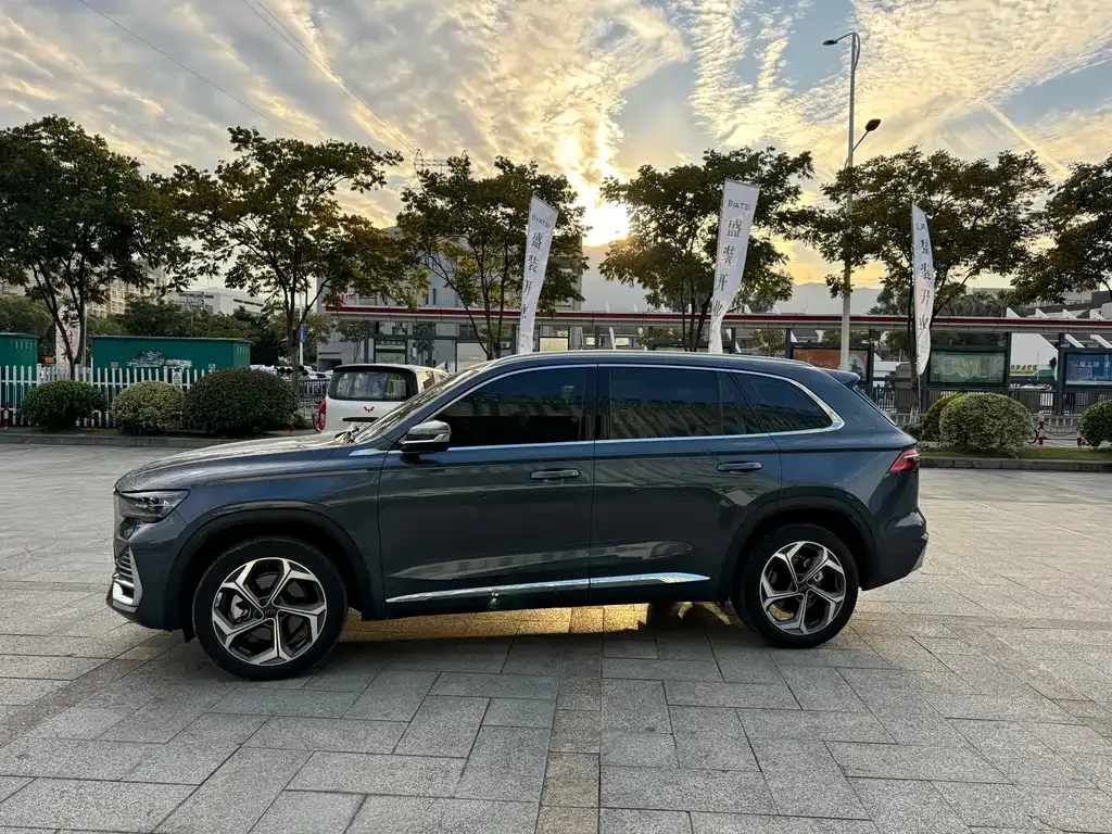 Geely Xingyue L — фото 3