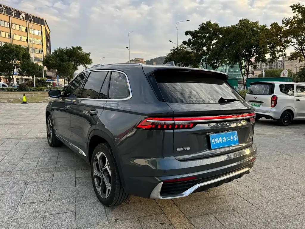 Geely Xingyue L — фото 4