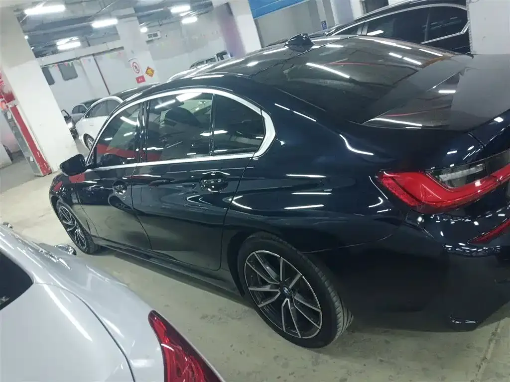 BMW 3 Series 2021 из CN, фото 5
