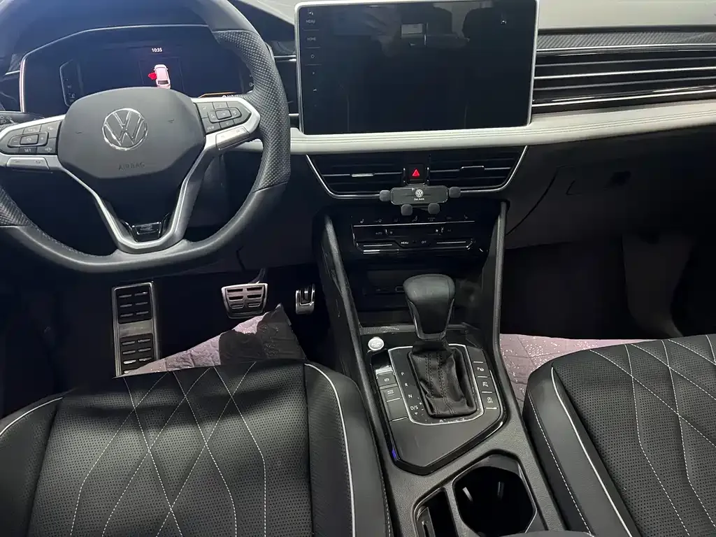 Volkswagen Tiguan L 2024 из CN, фото 5