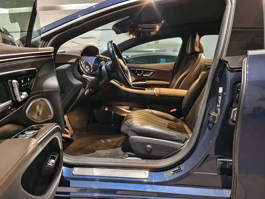 Mercedes-Benz EQS 2024 из CN, фото 4