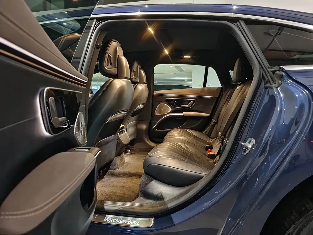 Mercedes-Benz EQS 2024 из CN, фото 5