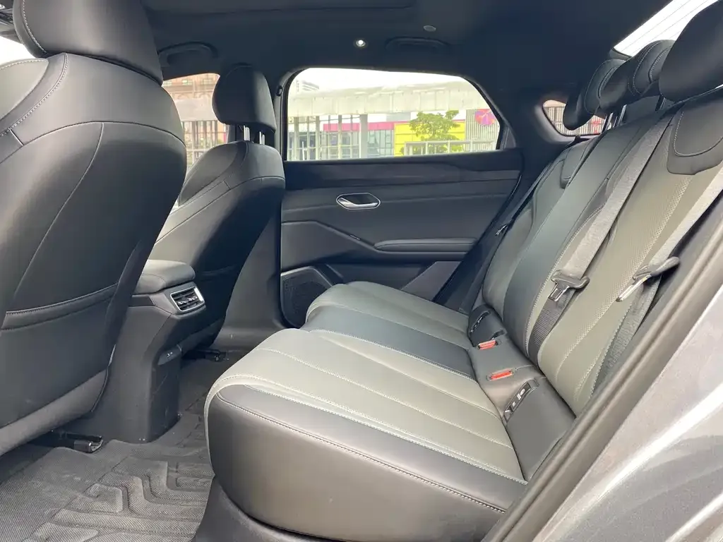 BYD Qin L 2025 из CN, фото 10