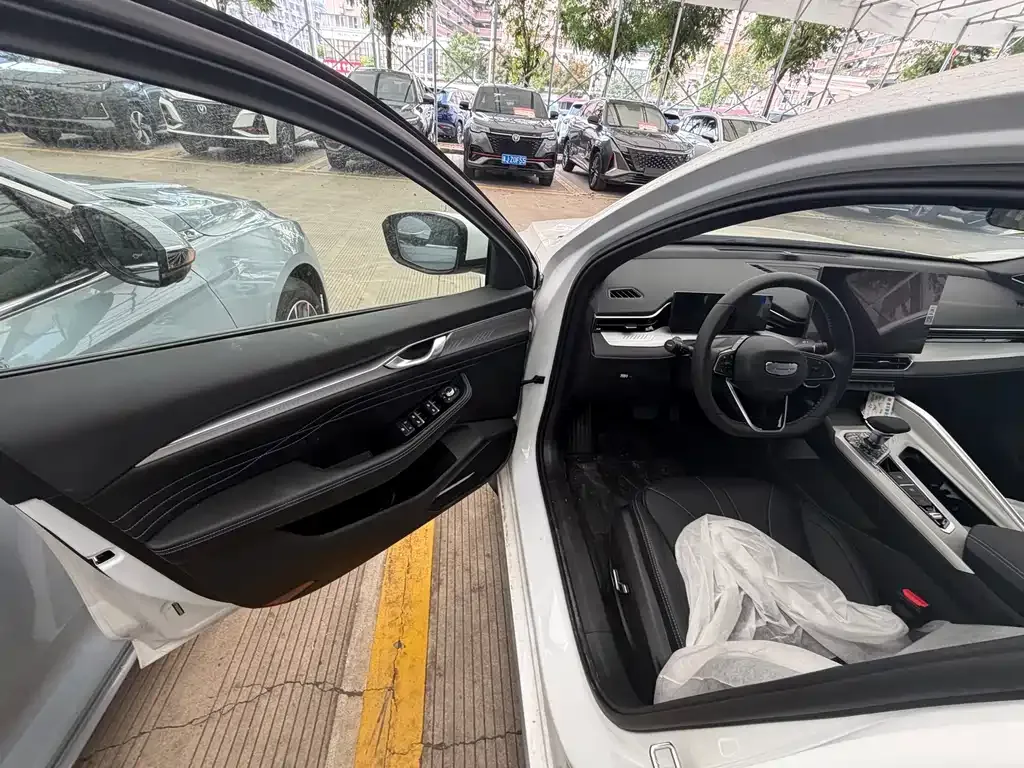 Geely Xingrui 2025 из CN, фото 8
