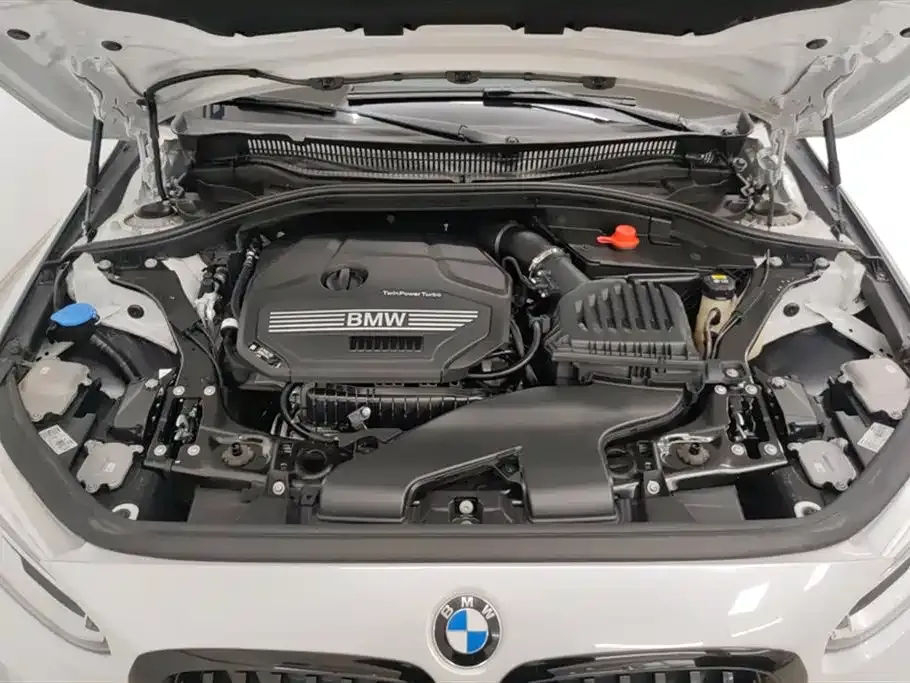 BMW 1 Series 2021 из CN, фото 10
