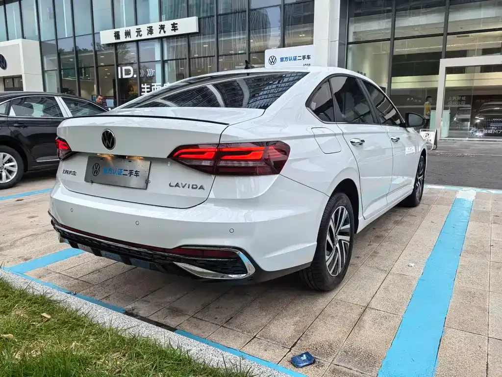 Volkswagen Lavida 2024 из CN, фото 3