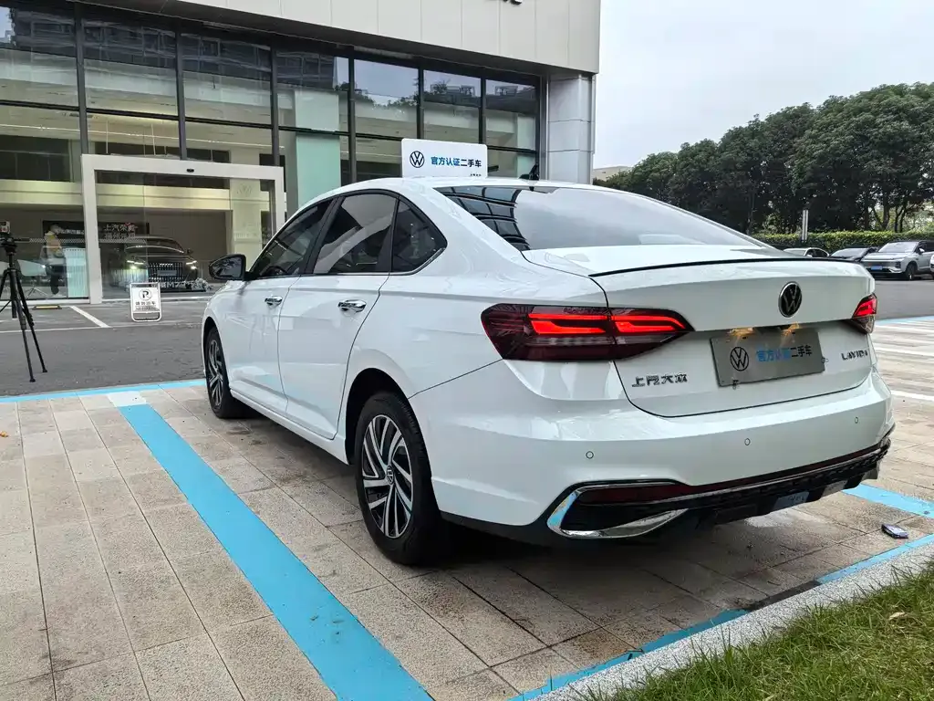 Volkswagen Lavida 2024 из CN, фото 4