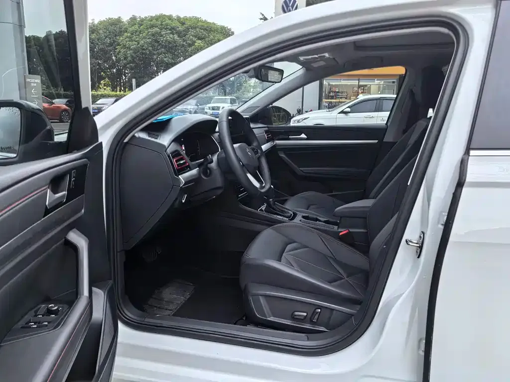 Volkswagen Lavida 2024 из CN, фото 8