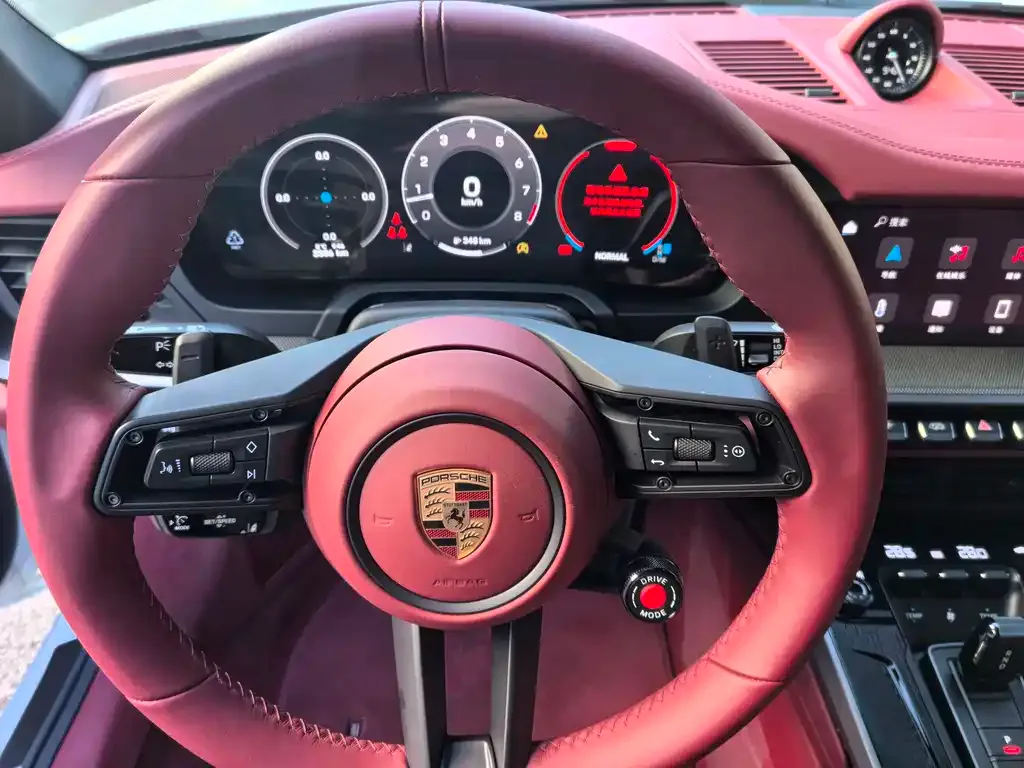 Porsche 911 2025 из CN, фото 10